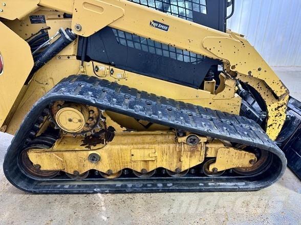 CAT 299D3 XE Krautuvai su šoniniu pasukimu