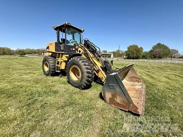 CAT 924G Naudoti ratiniai krautuvai
