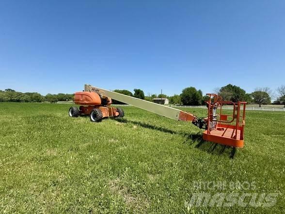 JLG 800S Teleskopiniai keltuvai