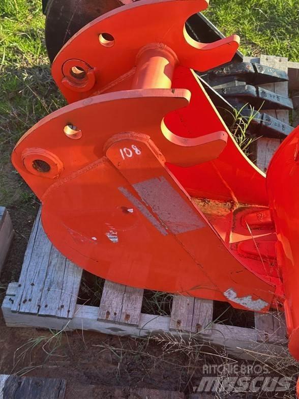 Kubota A0030 Kaušai