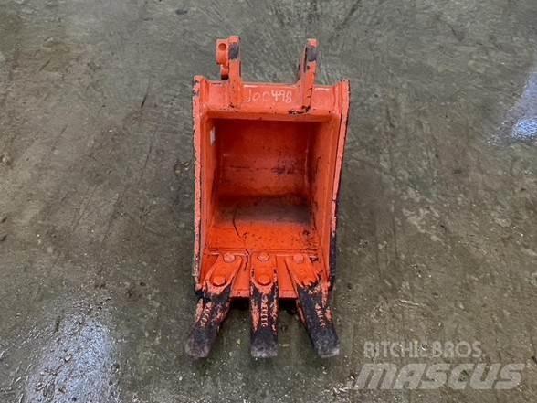 Kubota K7760 Kaušai