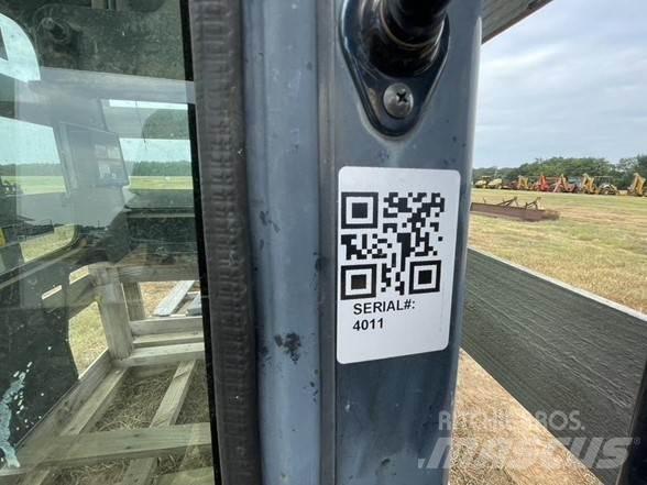 Kubota KX057-4 Kabinos ir interjeras