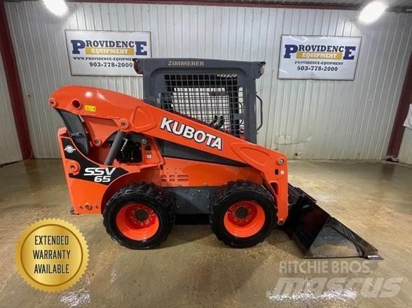 Kubota SSV65 Krautuvai su šoniniu pasukimu