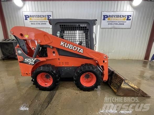 Kubota SSV75 Krautuvai su šoniniu pasukimu