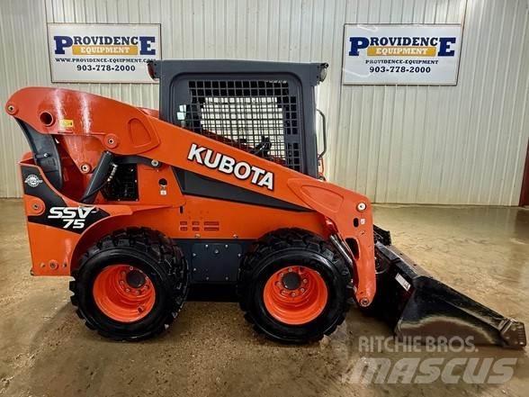 Kubota SSV75 Krautuvai su šoniniu pasukimu