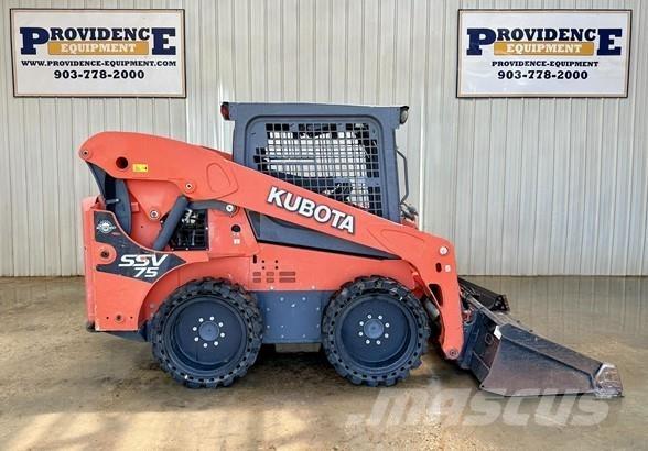 Kubota SSV75 Krautuvai su šoniniu pasukimu