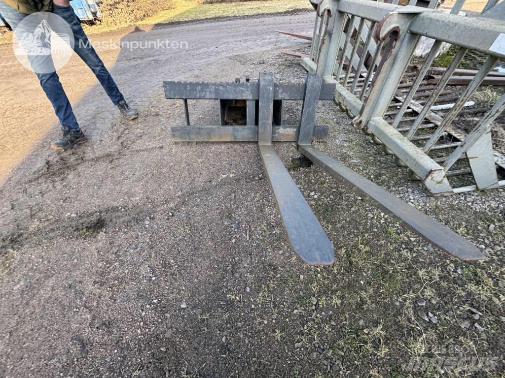  B27 Gafflar Šakės