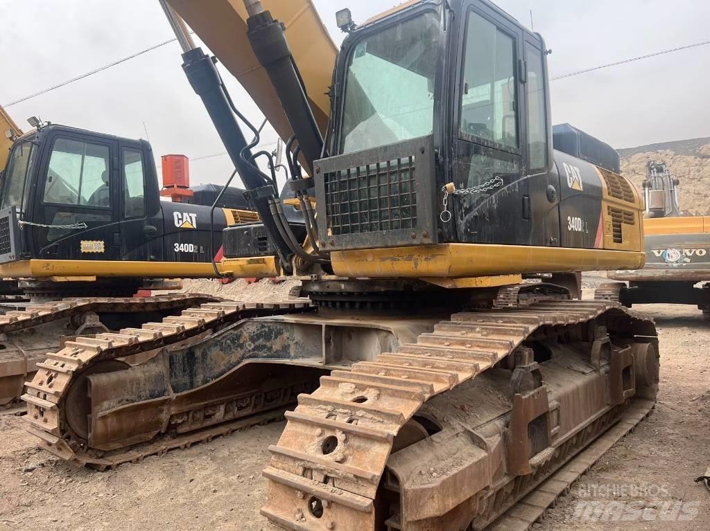 CAT 340D2L Vikšriniai ekskavatoriai