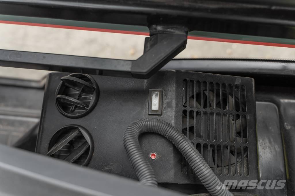 Manitou MI 30 D Dyzeliniai krautuvai