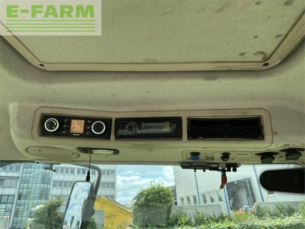 Fendt 718 vario Traktoriai