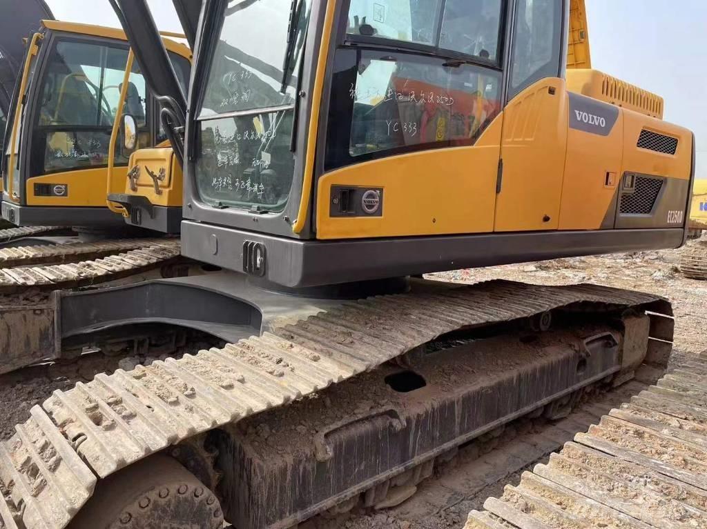 Volvo EC 250 D Vikšriniai ekskavatoriai