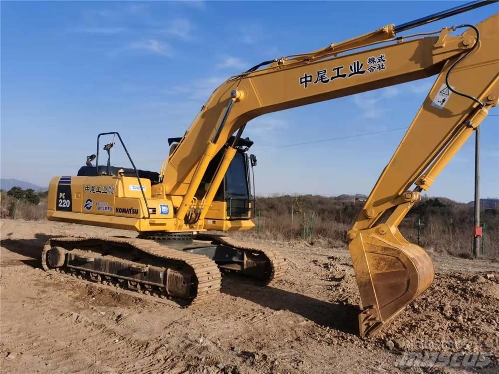 Komatsu PC 220-8 Vikšriniai ekskavatoriai