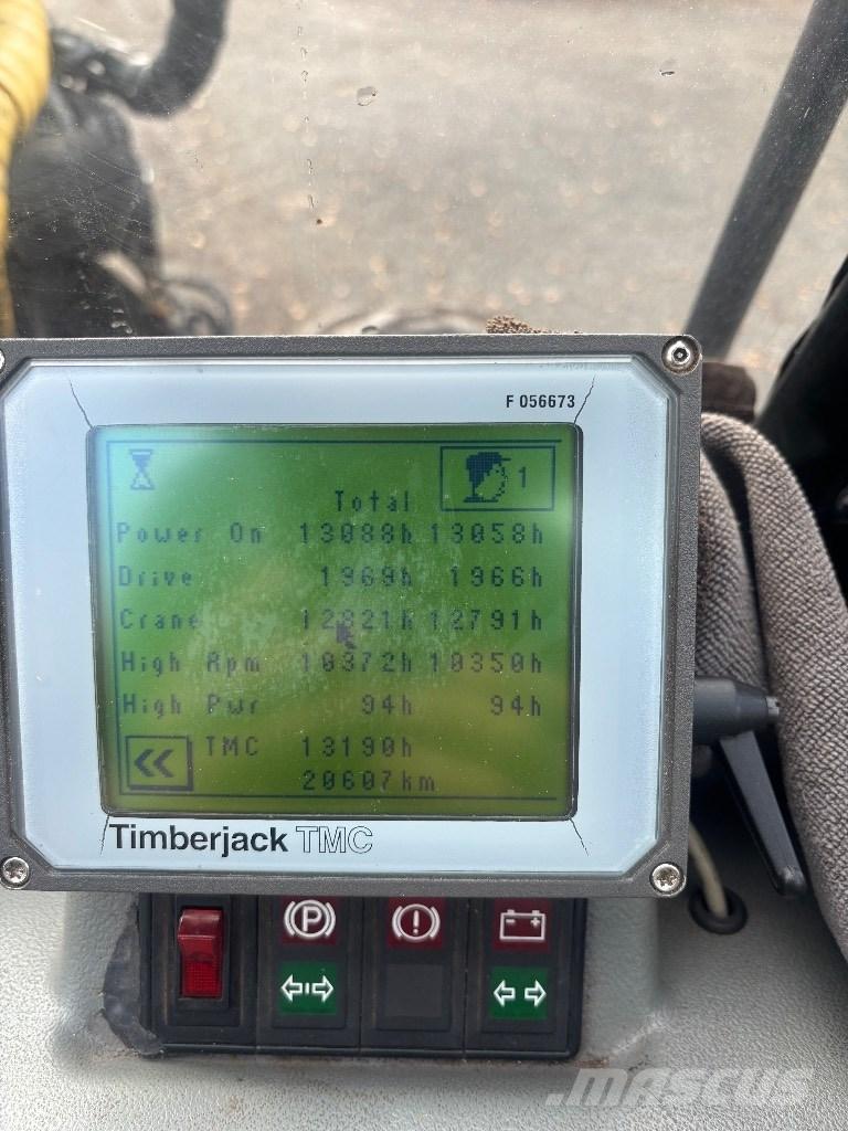 Timberjack 1270b Miško technika (Harvesteriai)