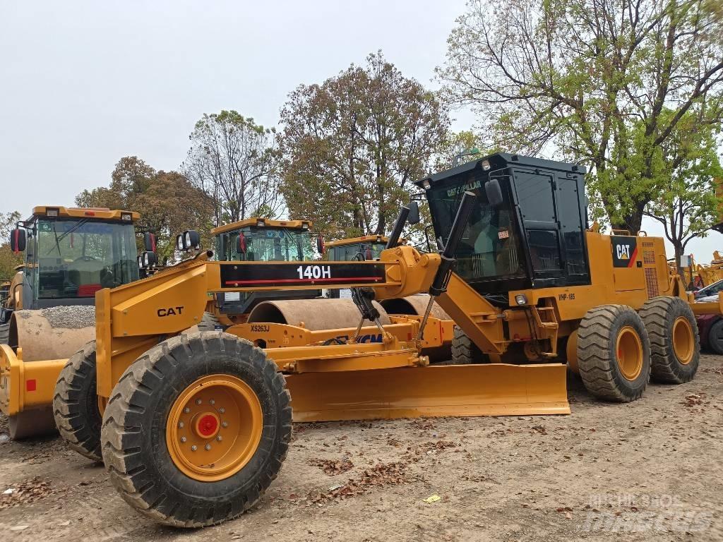 CAT 140 H Greideriai