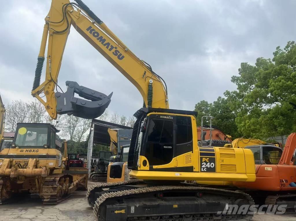 Komatsu PC 240 Vikšriniai ekskavatoriai