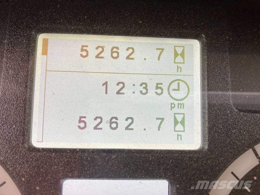 John Deere 6155 M Traktoriai