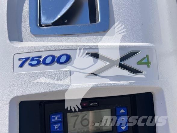 Utility 3000R Puspriekabės su izoterminiu kėbulu