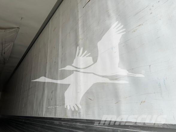 Utility 3000R Puspriekabės su izoterminiu kėbulu