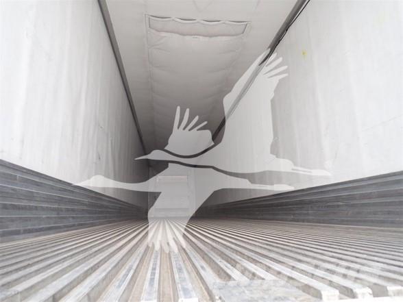 Utility 3000R Puspriekabės su izoterminiu kėbulu