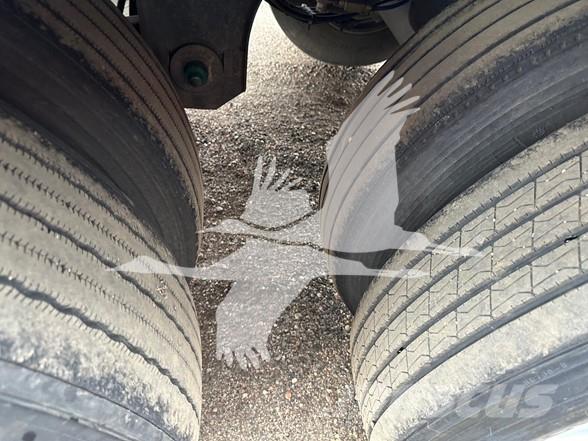 Utility 3000R Puspriekabės su izoterminiu kėbulu