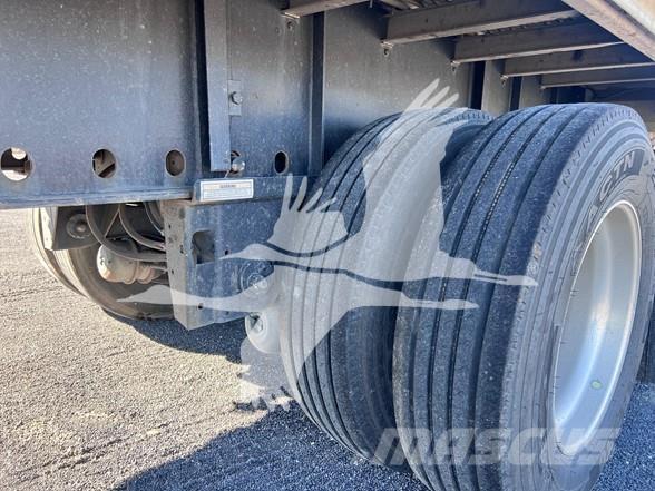 Utility 4000AE Bortinių sunkvežimių priekabos su nuleidžiamais bortais