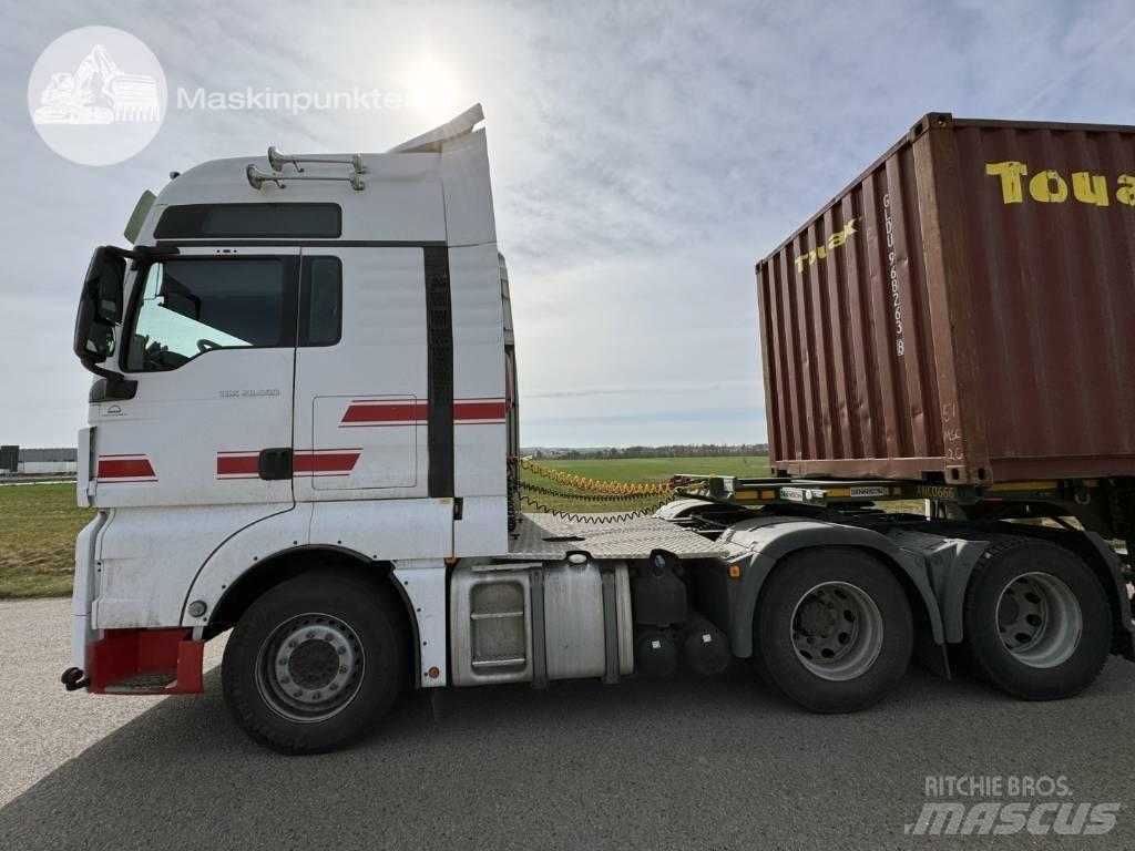 MAN TGX 28.500 Naudoti vilkikai