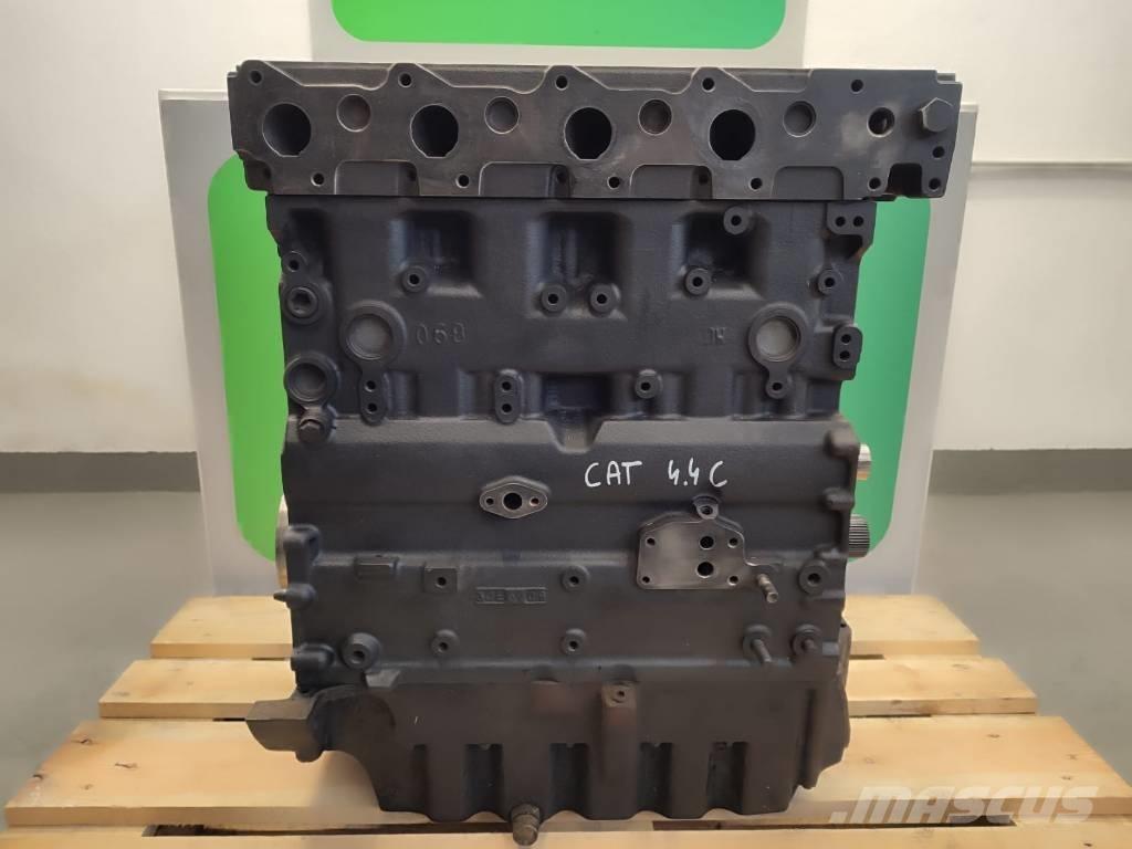 CAT 4.4C engine post Varikliai