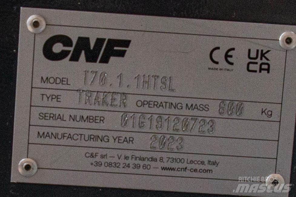 CNF T70HTSL Vikšrinė savivartė technika
