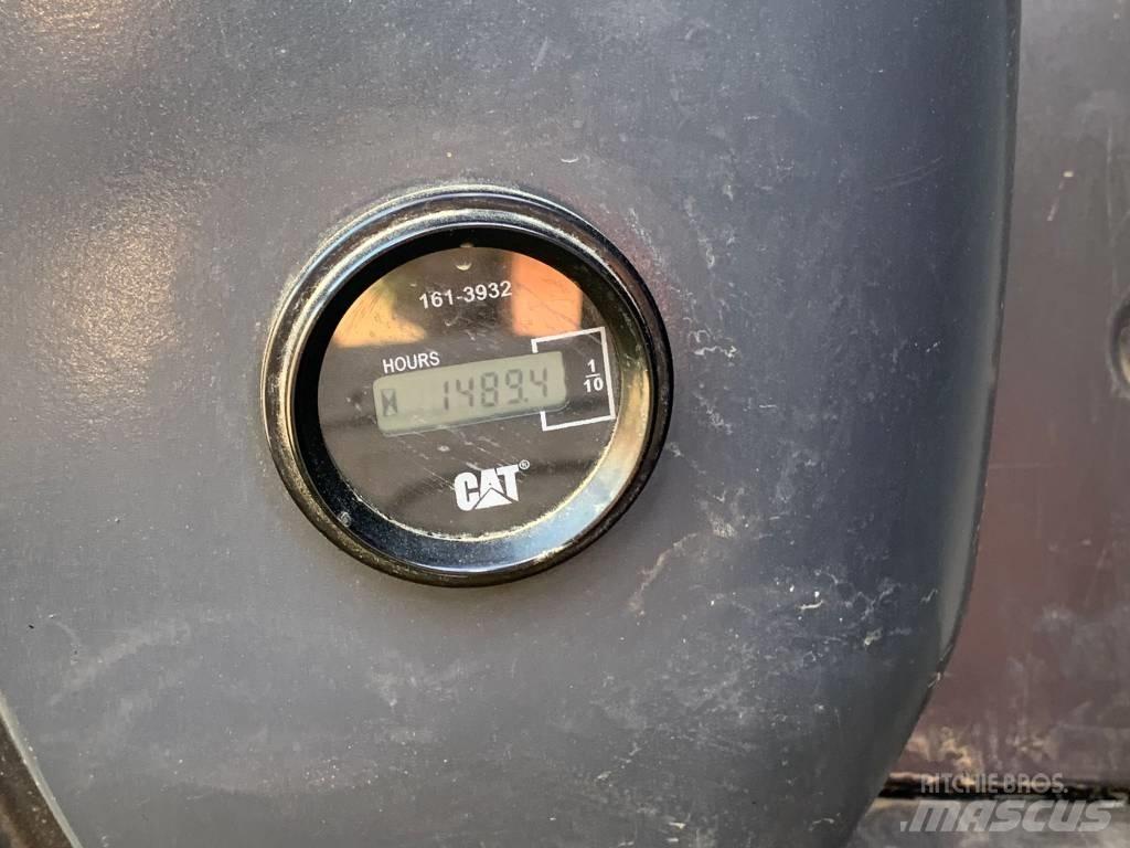 CAT 336D2 Vikšriniai ekskavatoriai