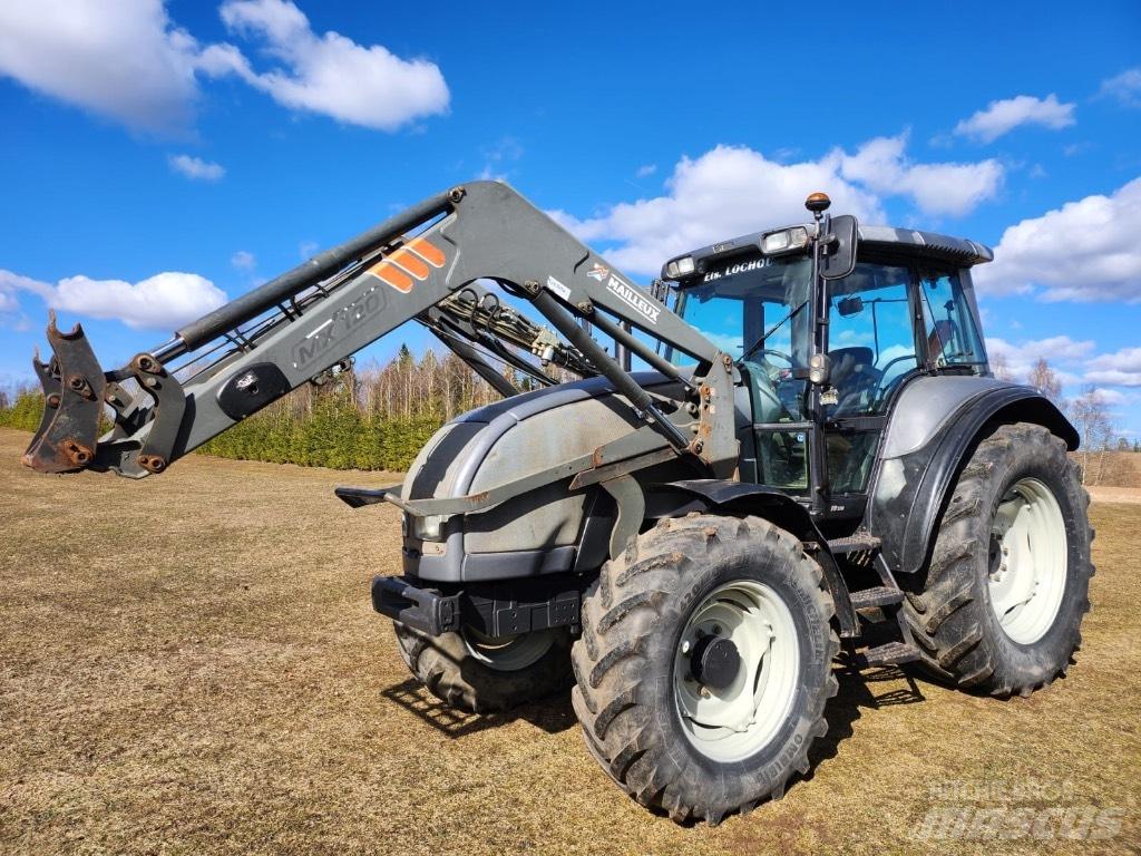 Valtra M 120 Traktoriai