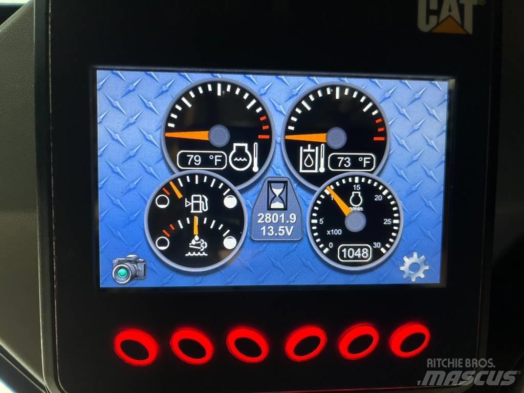 CAT 299 D 2 XHP Krautuvai su šoniniu pasukimu
