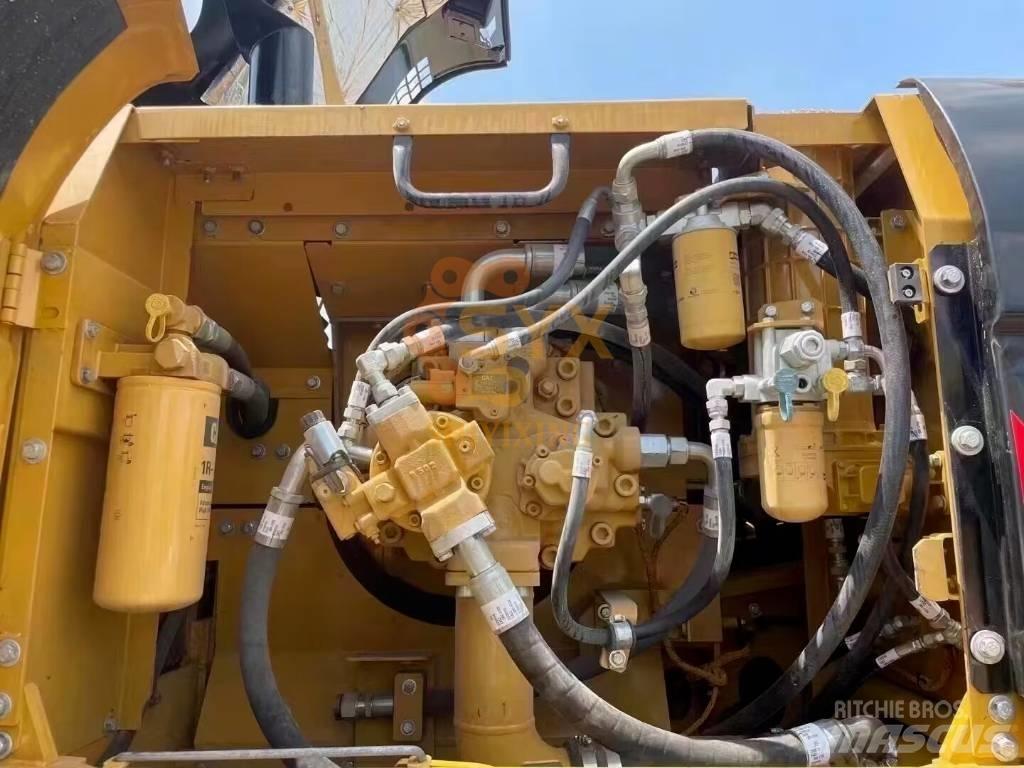 CAT 336 D Vikšriniai ekskavatoriai
