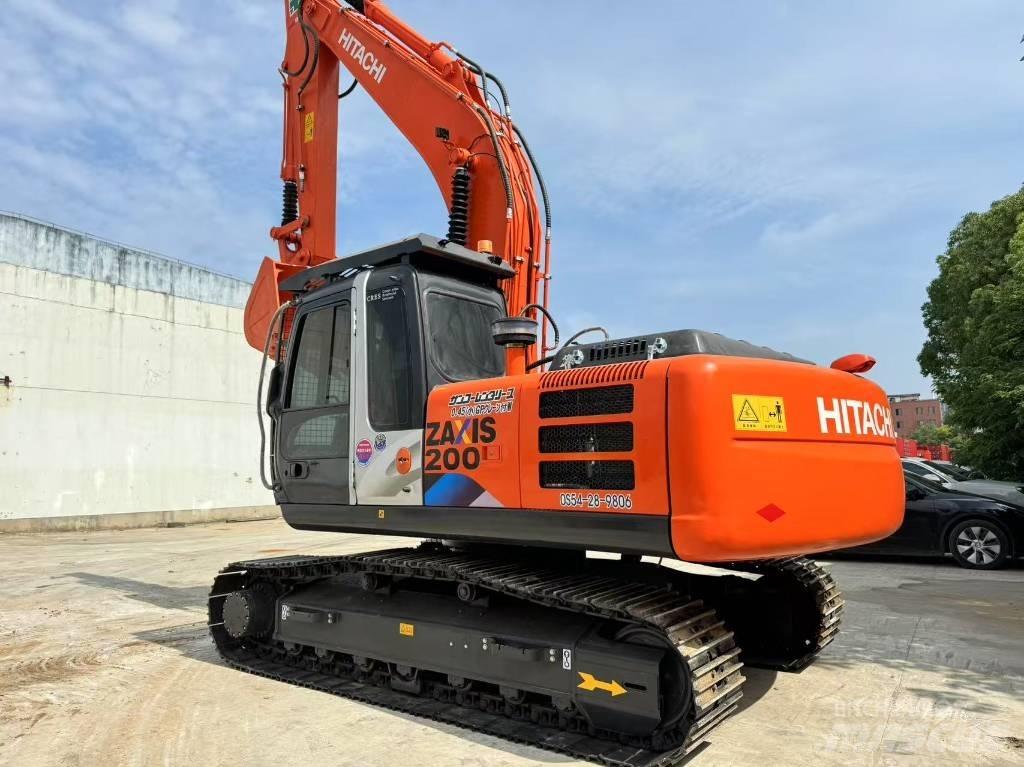Hitachi ZX 200-3 G Vikšriniai ekskavatoriai