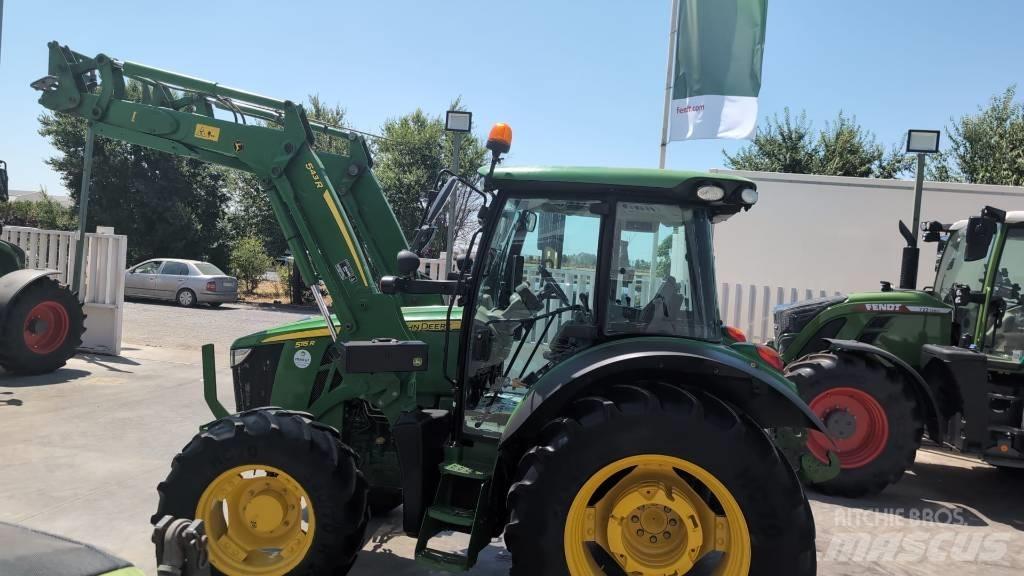 John Deere 5115R Traktoriai