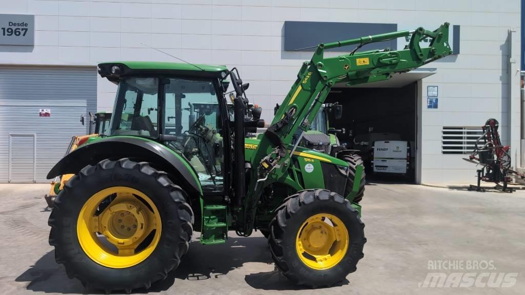 John Deere 5115R Traktoriai