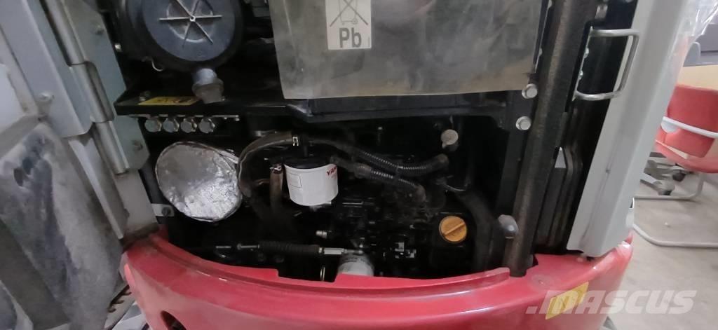 Takeuchi TB 325 R Mini ekskavatoriai < 7 t