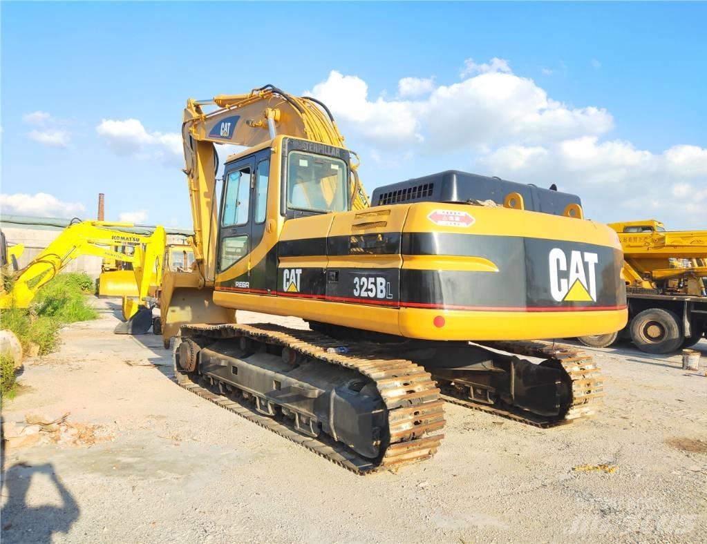CAT 325 B L Vikšriniai ekskavatoriai