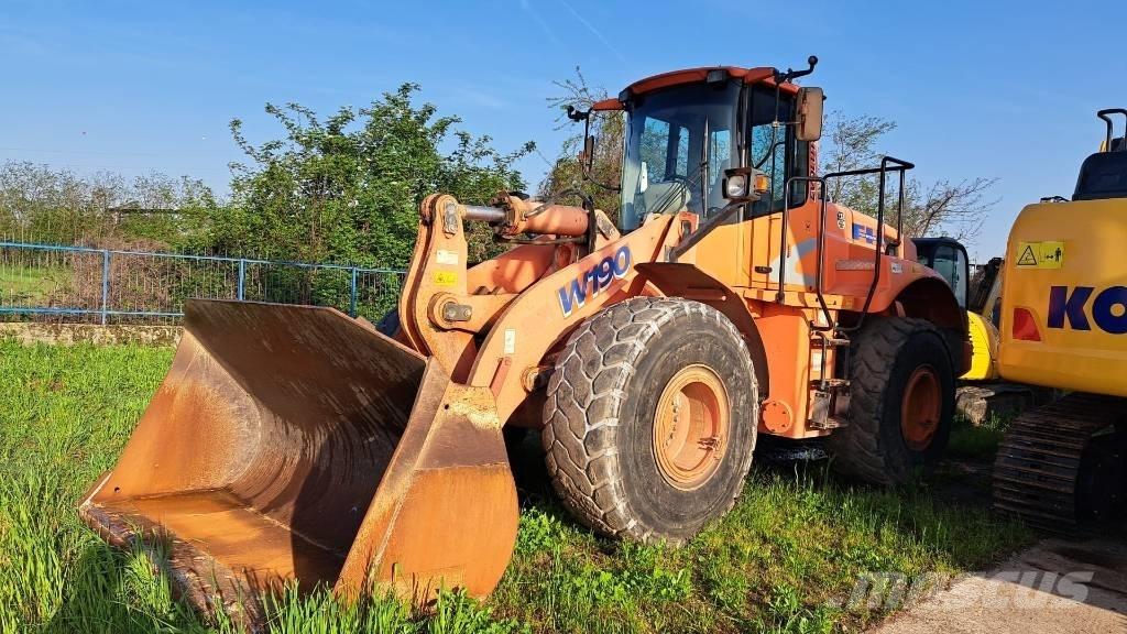 Hitachi W190 Naudoti ratiniai krautuvai