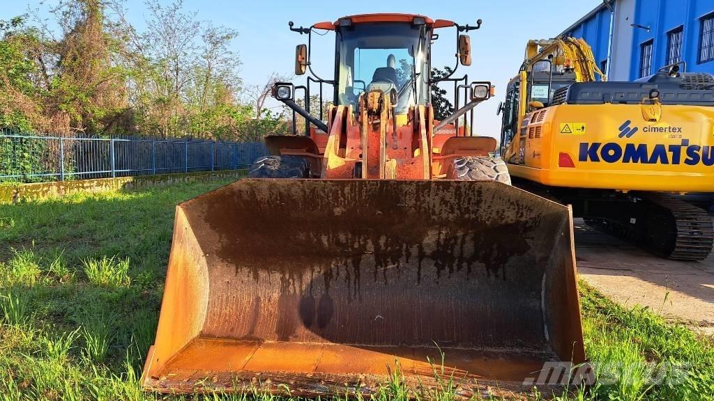 Hitachi W190 Naudoti ratiniai krautuvai