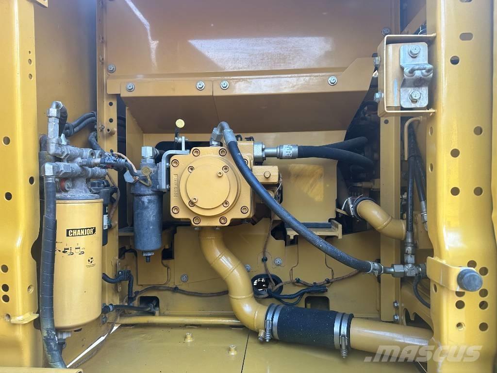 CAT 320 GC Vikšriniai ekskavatoriai