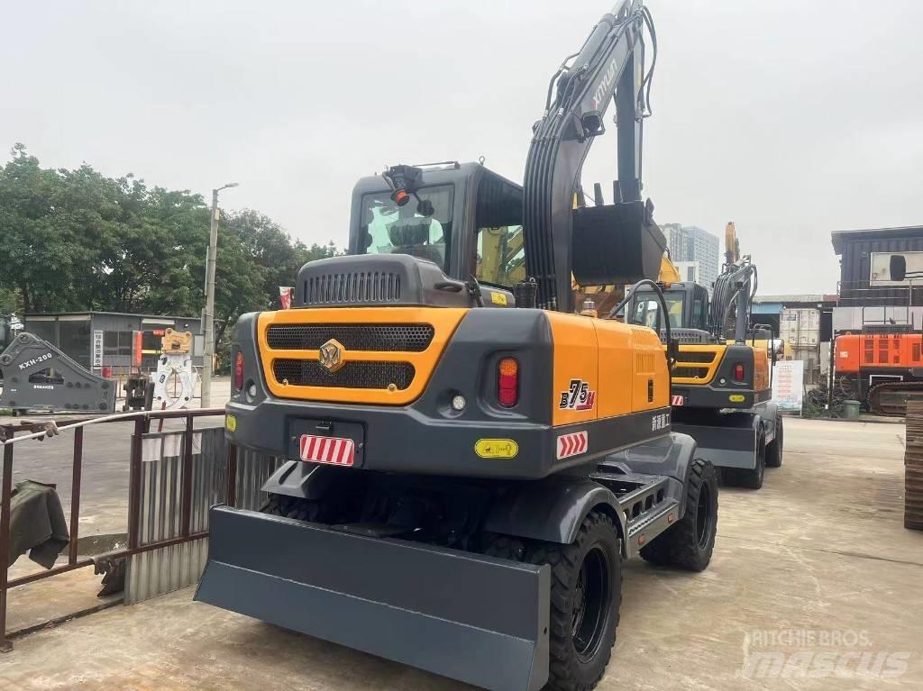 Xinyuan  B75G4 Vikšriniai ekskavatoriai