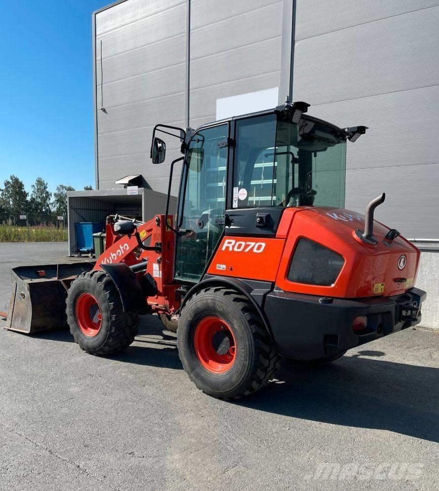 Kubota R 070 HW Naudoti ratiniai krautuvai