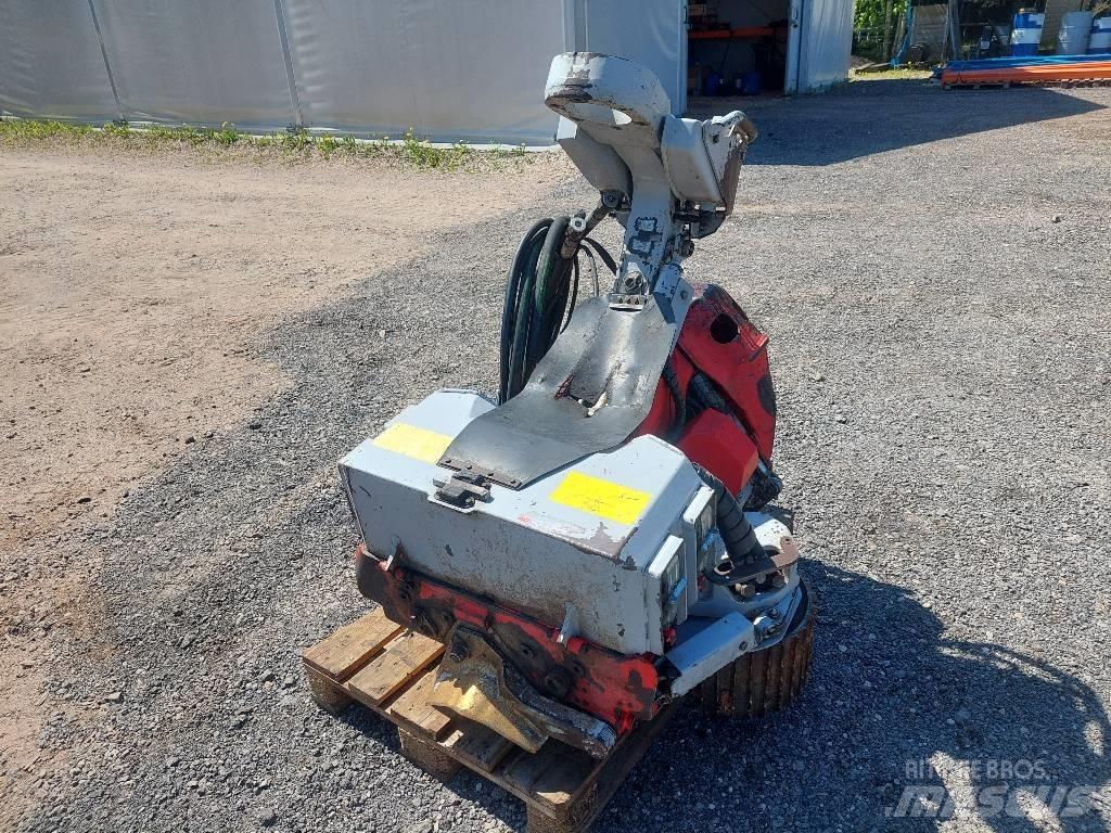 Log Max 4000 B Miško technika (Harvesteriai)