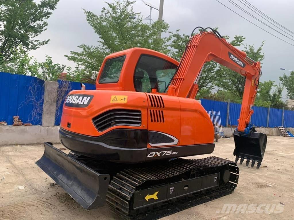 Doosan DX 75-9 C Vidutinės galios ekskavatoriai 7-12 t