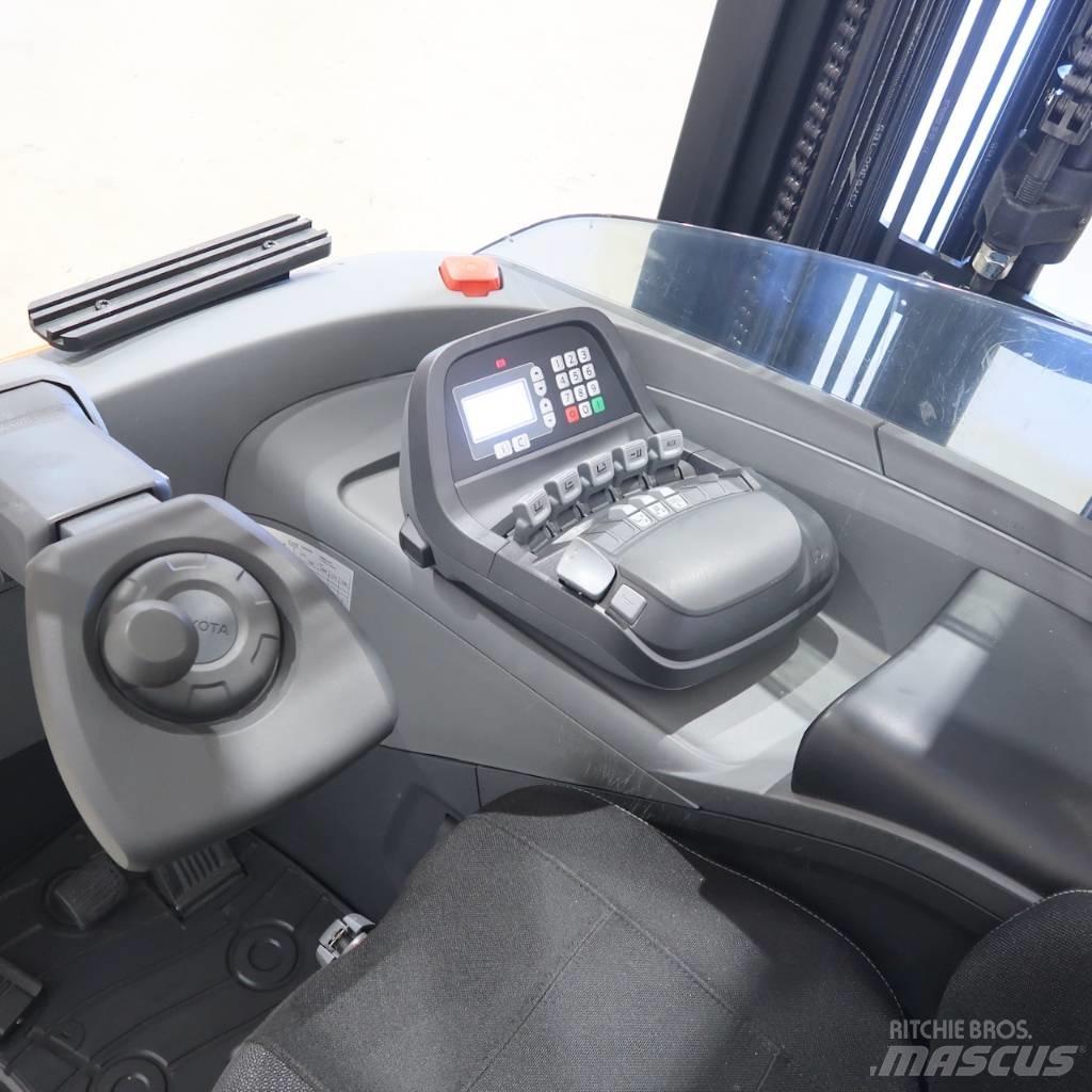 Toyota RRE160H Šakiniai krautuvai su prailgintu keltuvu