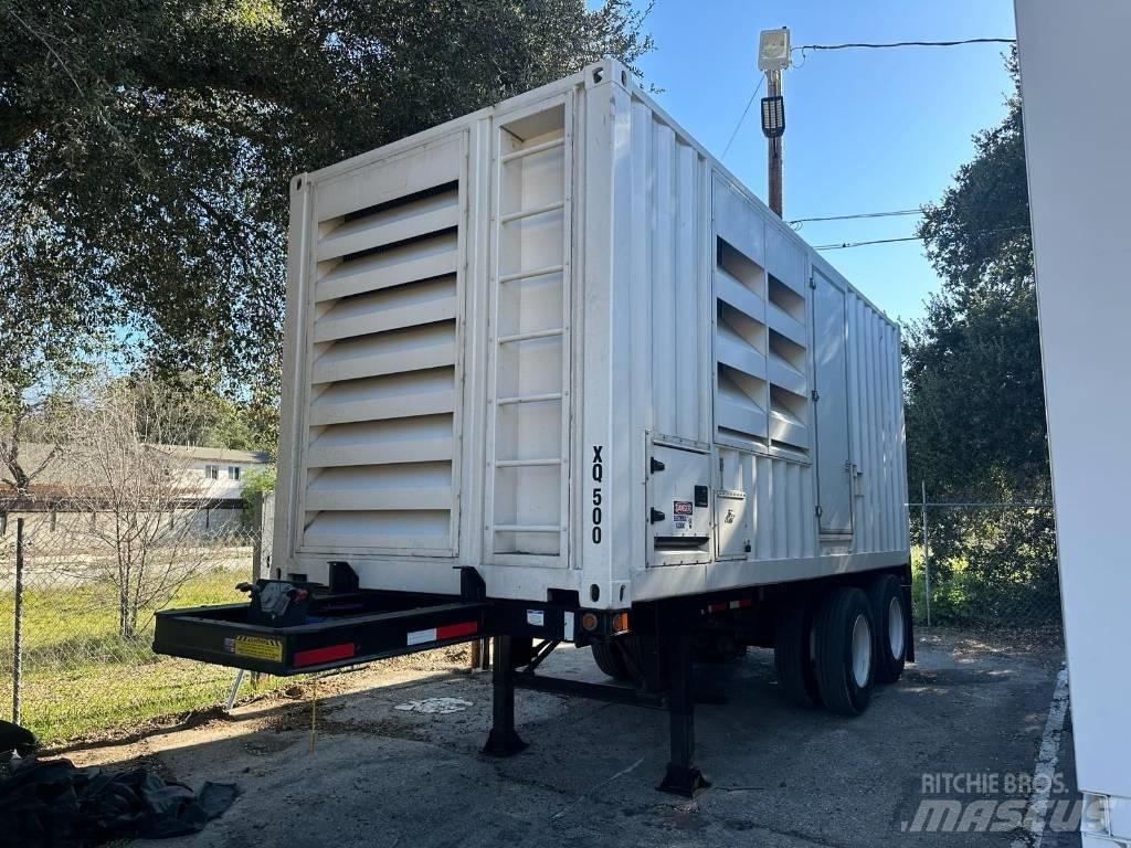CAT XQ 500 Dyzeliniai generatoriai