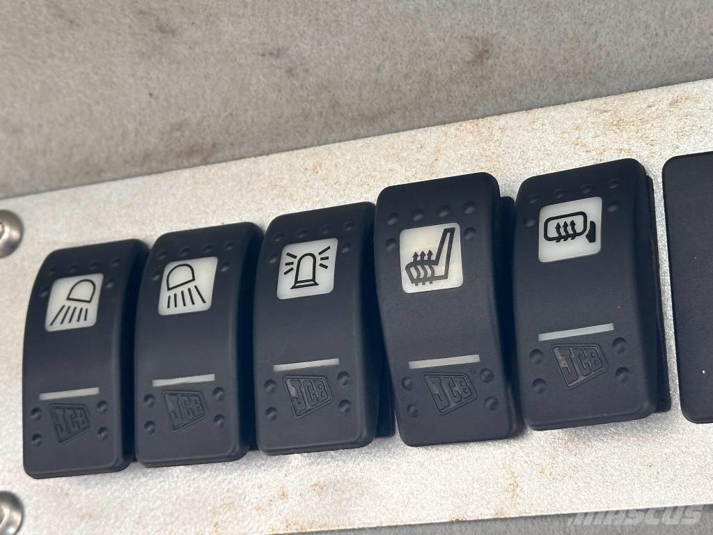 JCB 426 E Naudoti ratiniai krautuvai