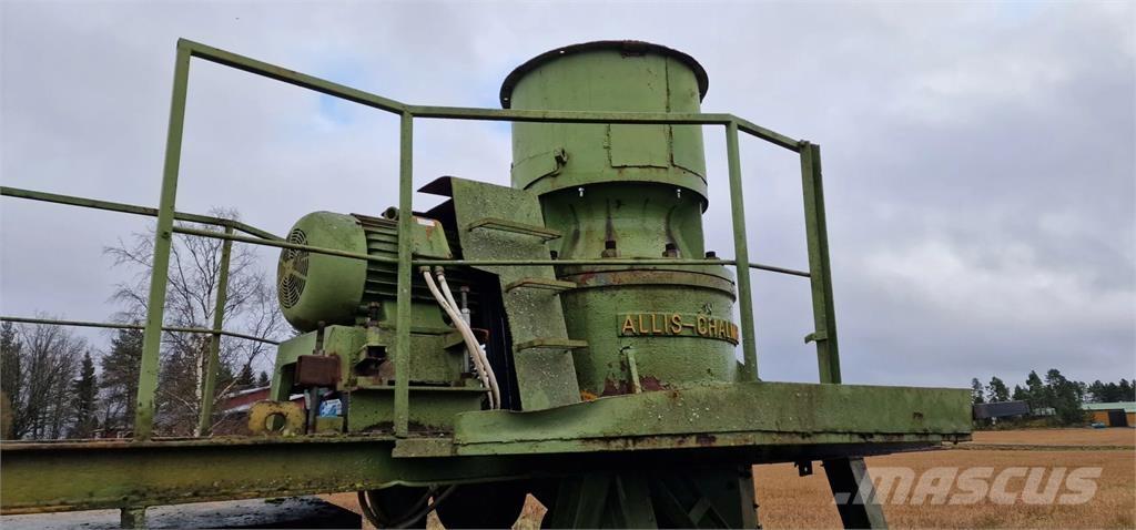 Svedala 530 Trupintuvai