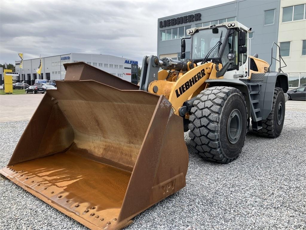 Liebherr L586 Xpower Naudoti ratiniai krautuvai