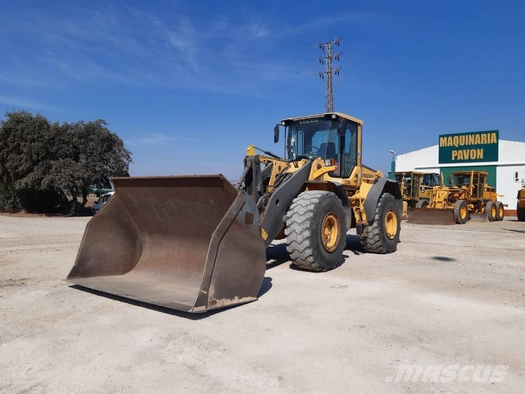 Volvo L 120 F Naudoti ratiniai krautuvai